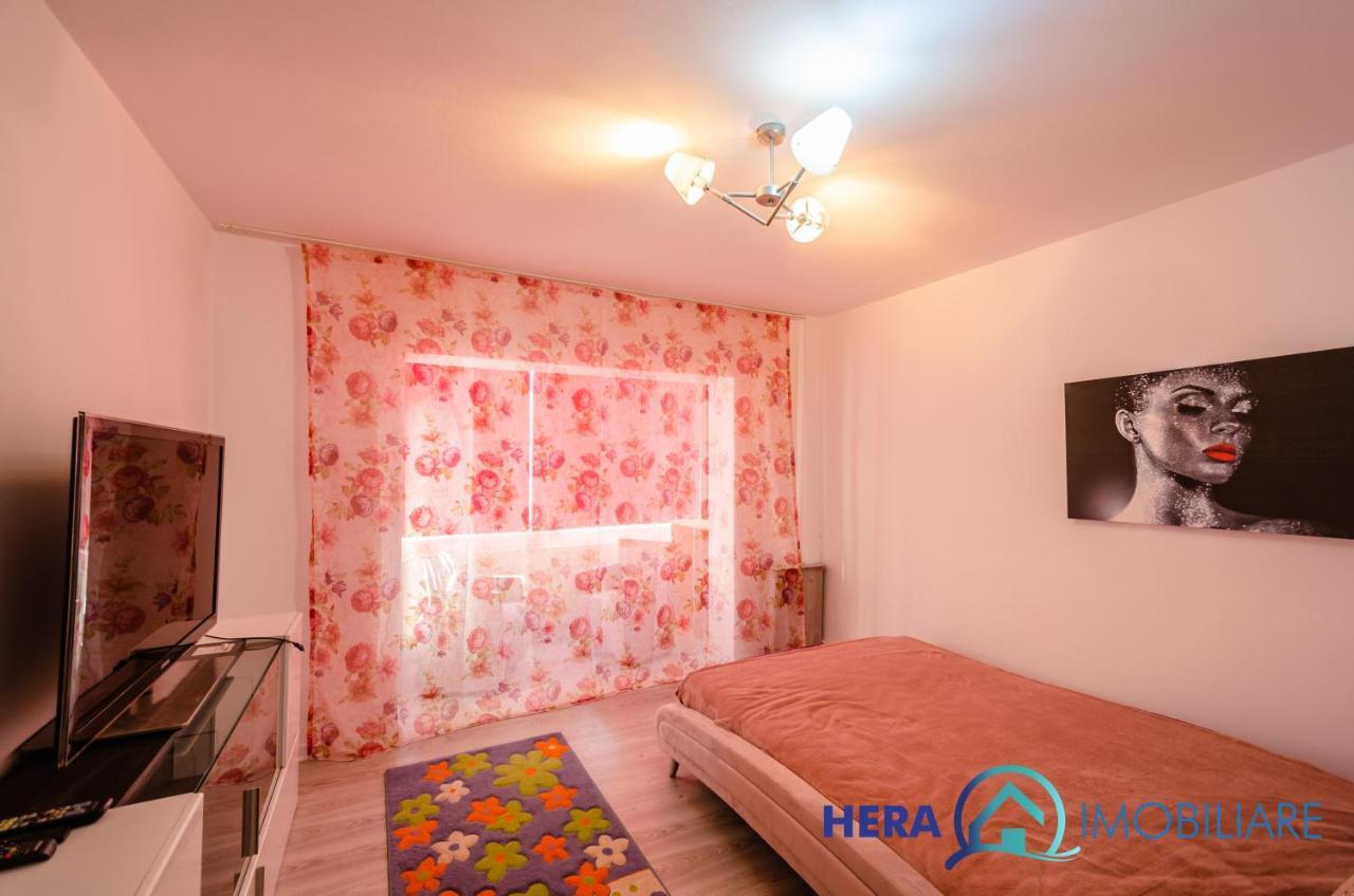 Apartament Living + dormitor Apartamento Arad Exterior foto